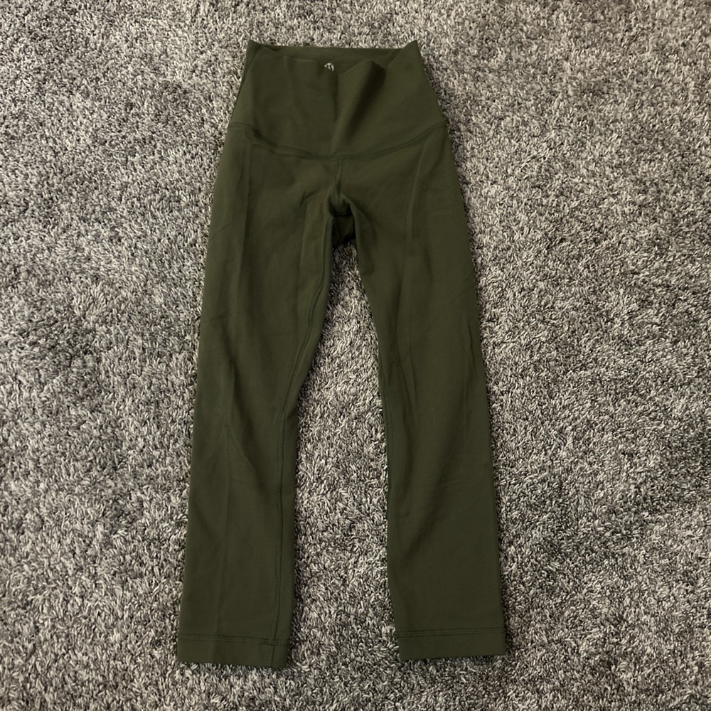 lululemon olive green capri leggings